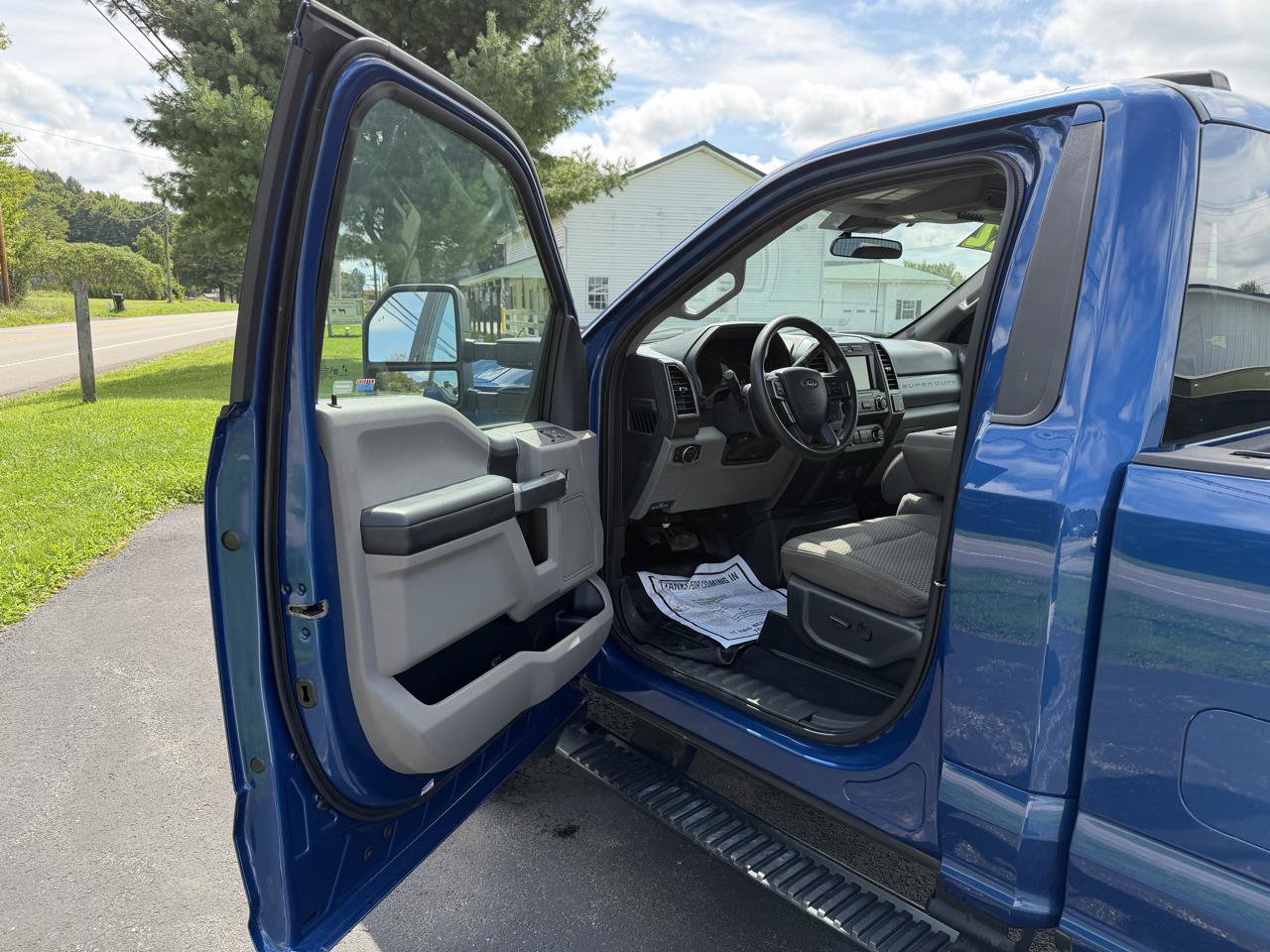Used 2022 Ford F350 XLT w/ XLT Value Package AWD/4WD image 21