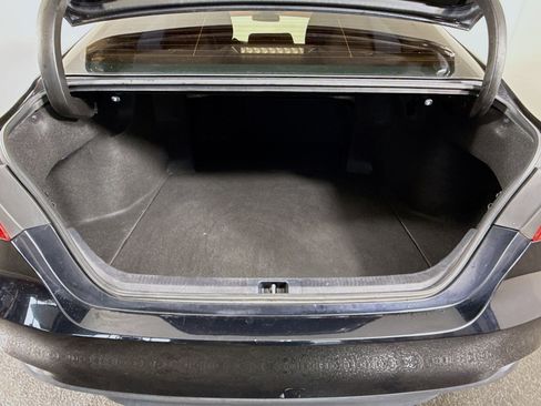 Used 2021 Toyota Camry LE image 34