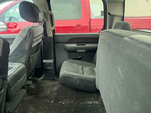 Used 2011 Chevrolet Silverado 1500 LS AWD/4WD image 14
