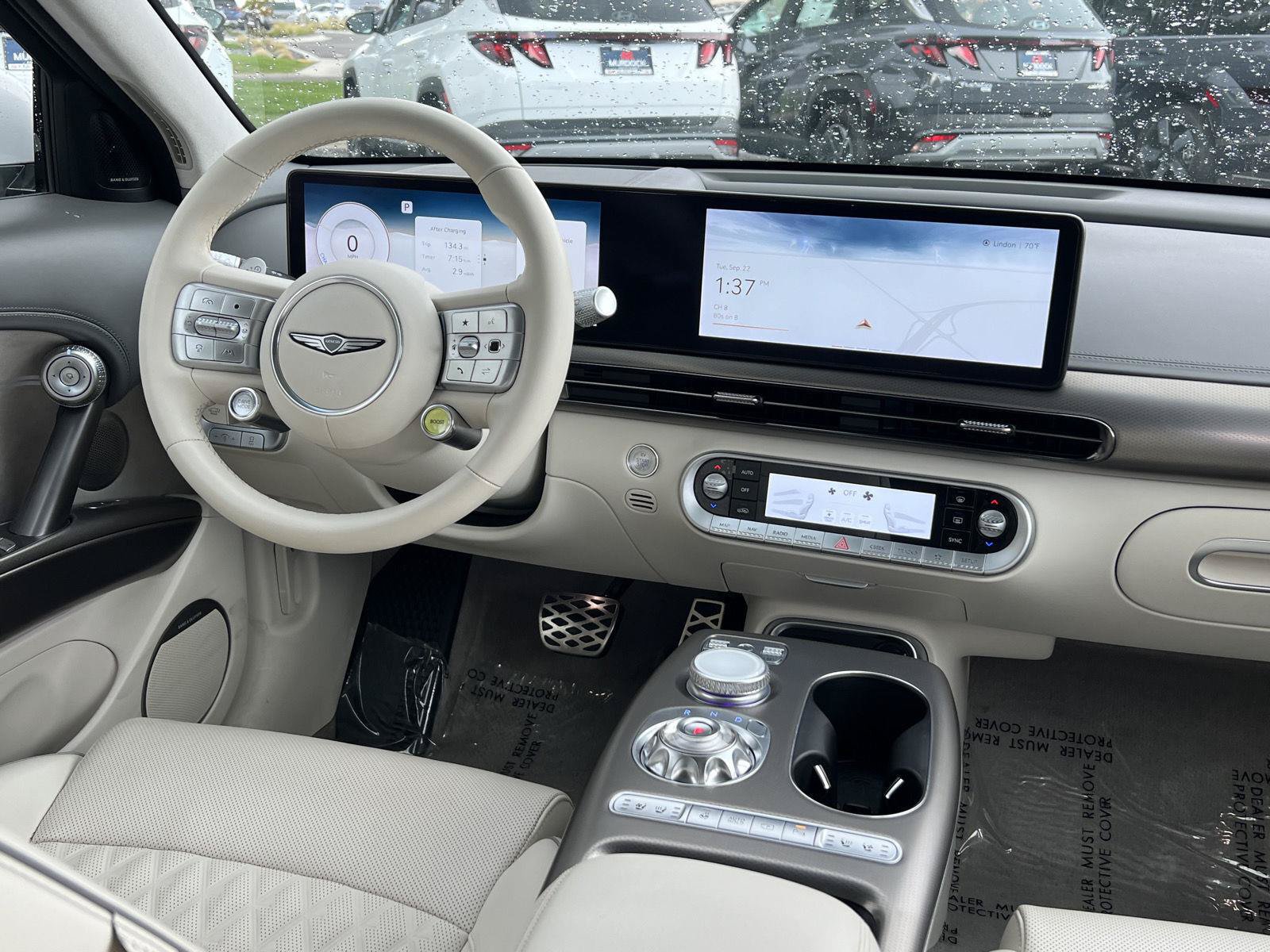 Used 2023 Genesis GV60 Performance AWD/4WD image 2