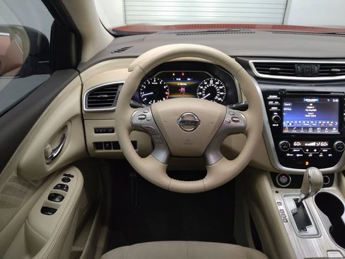 Used 2017 Nissan Murano SV FWD image 22