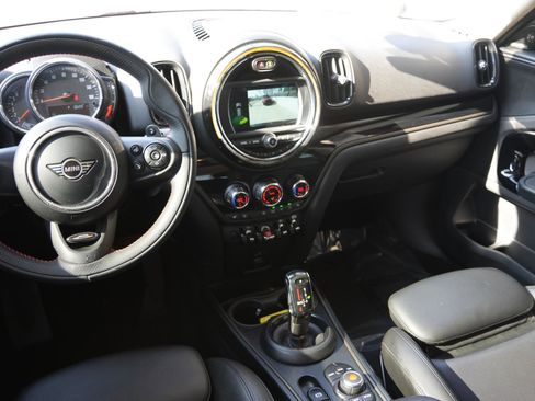 Used 2020 MINI Cooper Countryman S image 10