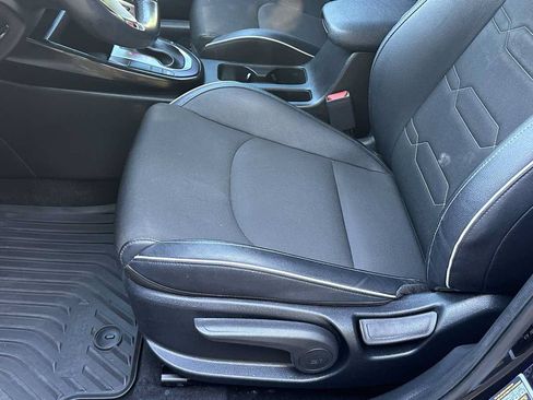 Used 2023 Kia Forte GT-Line w/ GT-Line Technology Package FWD image 12