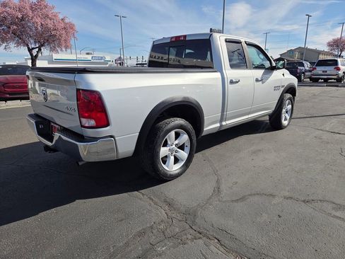 Used 2015 RAM 1500 Classic SLT image 3