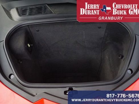 Used 2024 Chevrolet Corvette Stingray 2D Coupe w/ Battery Protection Package image 21