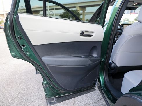 Certified 2026 Toyota Corolla Cross LE FWD image 34
