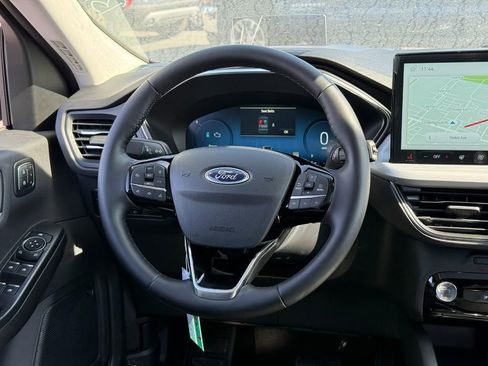 New 2026 Ford Escape SE w/ PHEV Premium Package image 7
