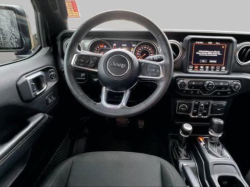Certified 2023 Jeep Wrangler Unlimited Sahara AWD/4WD image 6