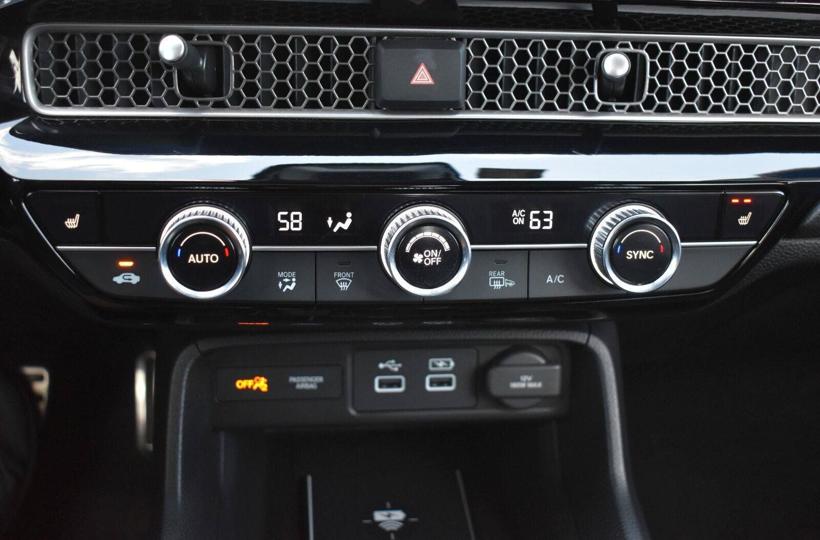 Used 2024 Honda Civic Sport Touring image 9