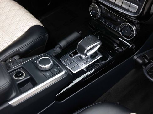 Used 2016 Mercedes-Benz G 63 AMG 4MATIC image 14