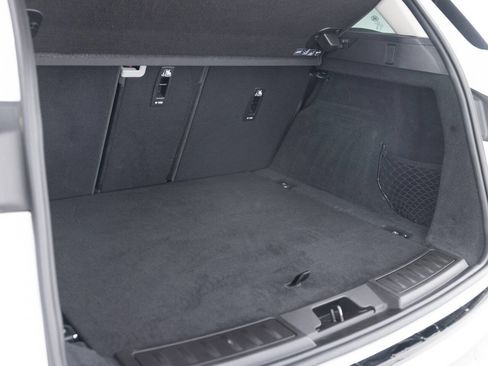 Used 2020 Land Rover Range Rover Evoque S image 40