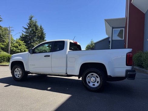 Used 2015 Chevrolet Colorado W/T w/ WT Convenience Package RWD image 5