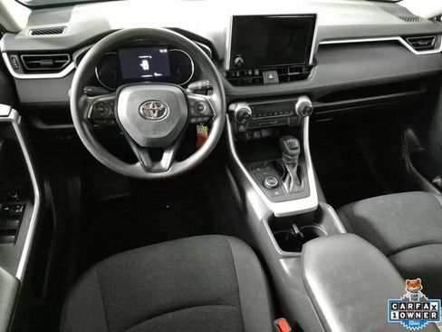 Certified 2023 Toyota RAV4 LE AWD/4WD image 10