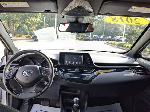 Used 2018 Toyota C-HR XLE FWD image 12