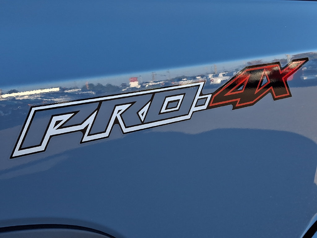 Certified 2025 Nissan Frontier PRO-4X AWD/4WD image 31