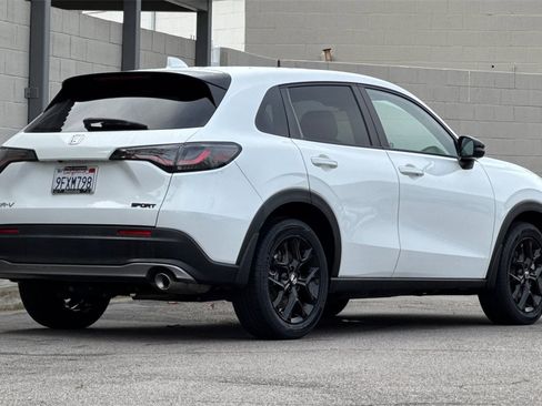 Certified 2023 Honda HR-V Sport image 8
