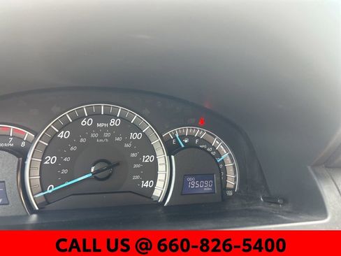 Used 2013 Toyota Camry SE w/ Convenience Pkg FWD image 13