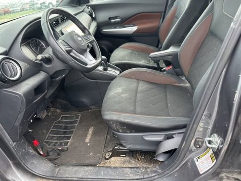 Used 2020 Nissan Kicks SR w/ Exterior Package image 4