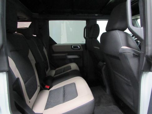 Used 2023 Ford Bronco Wildtrak AWD/4WD image 19