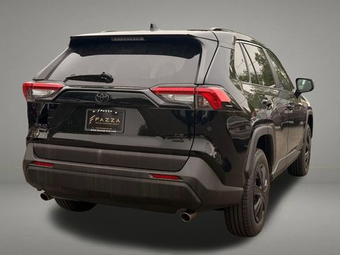 Used 2019 Toyota RAV4 LE w/ All Weather Liner Package AWD/4WD image 5
