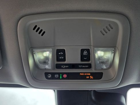 Used 2024 Chevrolet Malibu LT image 28