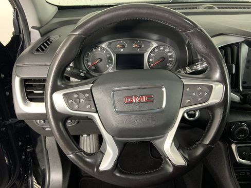 Used 2022 GMC Terrain SLT image 9
