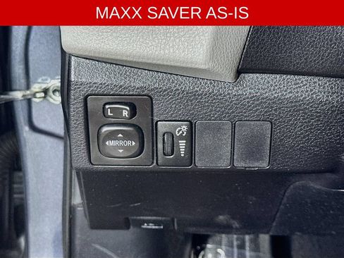 Used 2015 Toyota Corolla LE FWD image 21