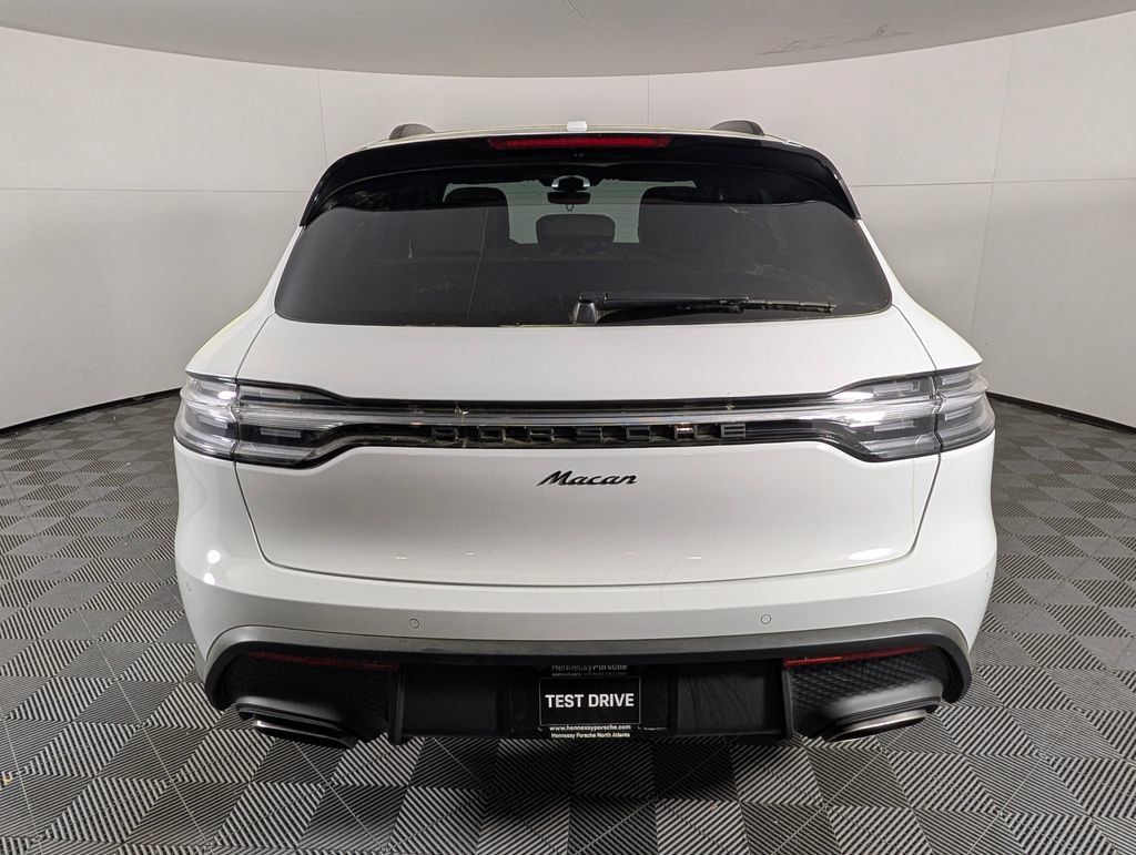 New 2026 Porsche Macan AWD/4WD image 6