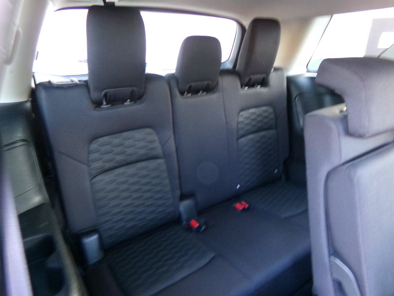 Used 2024 Nissan Pathfinder SV AWD/4WD image 46