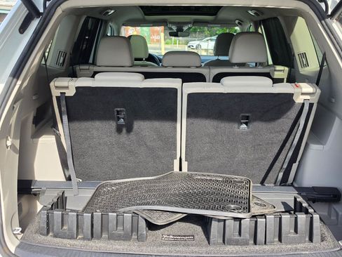 Used 2019 Volkswagen Atlas SE w/ Panoramic Sunroof Package AWD/4WD image 8