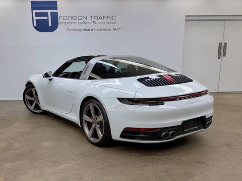 Used 2024 Porsche 911 Targa 4S w/ Premium Package image 43
