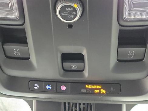 Used 2023 Chevrolet Tahoe RST image 34