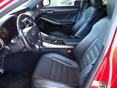 Used 2016 Lexus IS 200t w/ F Sport Package RWD image 14