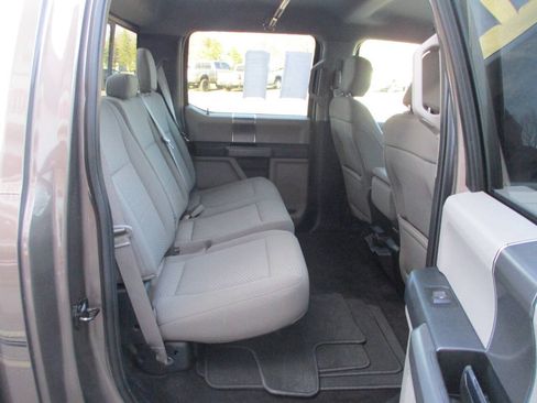 Used 2018 Ford F150 XLT w/ Equipment Group 302A Luxury AWD/4WD image 23