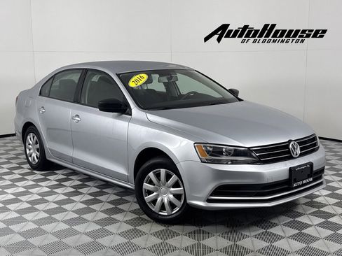 Used 2016 Volkswagen Jetta S image 1