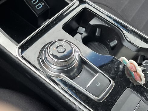 Used 2019 Ford Edge SEL w/ Equipment Group 201A image 26