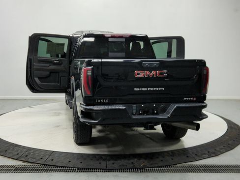 Used 2024 GMC Sierra 2500 AT4 w/ Max Trailering Package AWD/4WD image 15