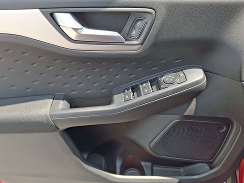 Used 2020 Ford Escape SE AWD/4WD image 12