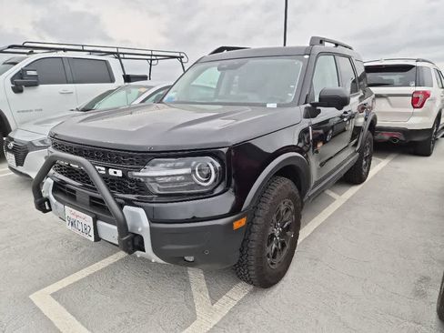 Used 2025 Ford Bronco Sport Badlands w/ Sasquatch Badlands Package AWD/4WD image 1