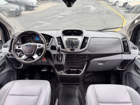 Used 2018 Ford Transit 250 148 Medium Roof image 17