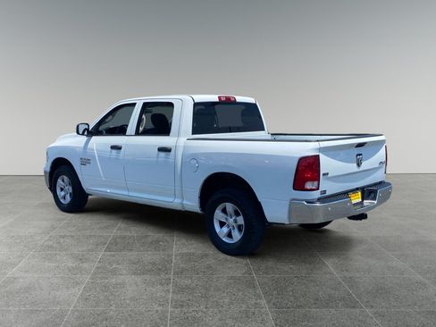 Used 2022 RAM 1500 Classic SLT w/ Electronics Group AWD/4WD image 3