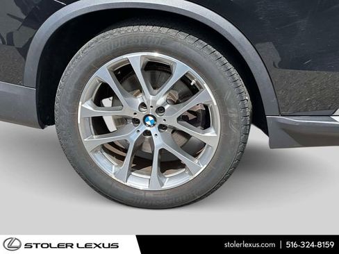 Used 2023 BMW X5 xDrive40i AWD/4WD image 11
