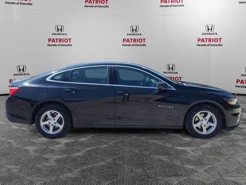 Used 2018 Chevrolet Malibu LS FWD image 6