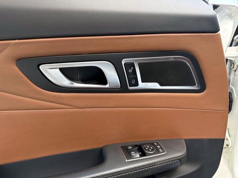 Certified 2018 Mercedes-Benz AMG GT C image 19