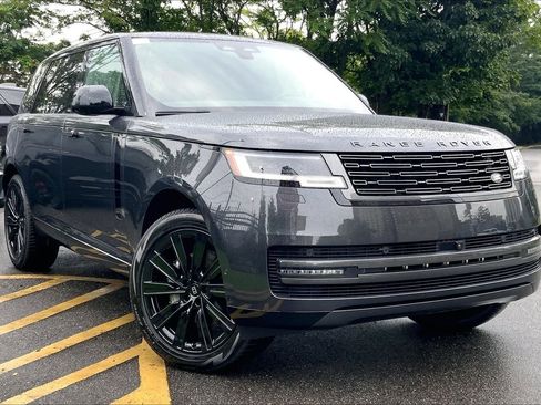 New 2027 Land Rover Range Rover Long Wheelbase SE AWD/4WD image 2