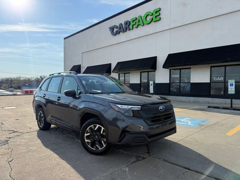 Used 2025 Subaru Forester image 1