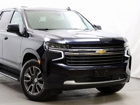 Used 2021 Chevrolet Tahoe LT w/ LT Signature Package image 2