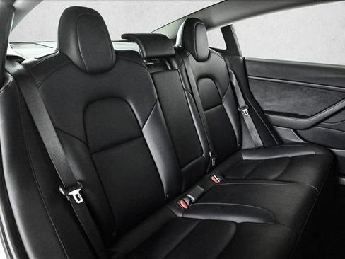 Used 2020 Tesla Model 3 Long Range image 21