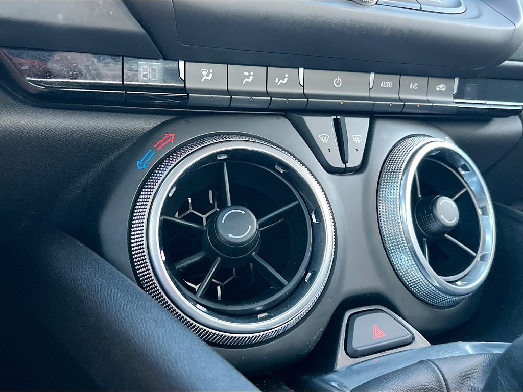 Used 2023 Chevrolet Camaro LT w/ Technology Package RWD image 15