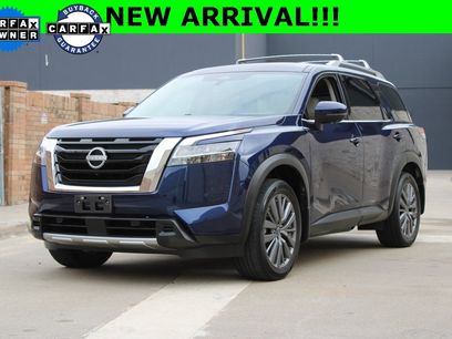 Used 2024 Nissan Pathfinder SL w/ SL Premium Package